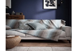 Ριχτάρι σε Καναπέ.