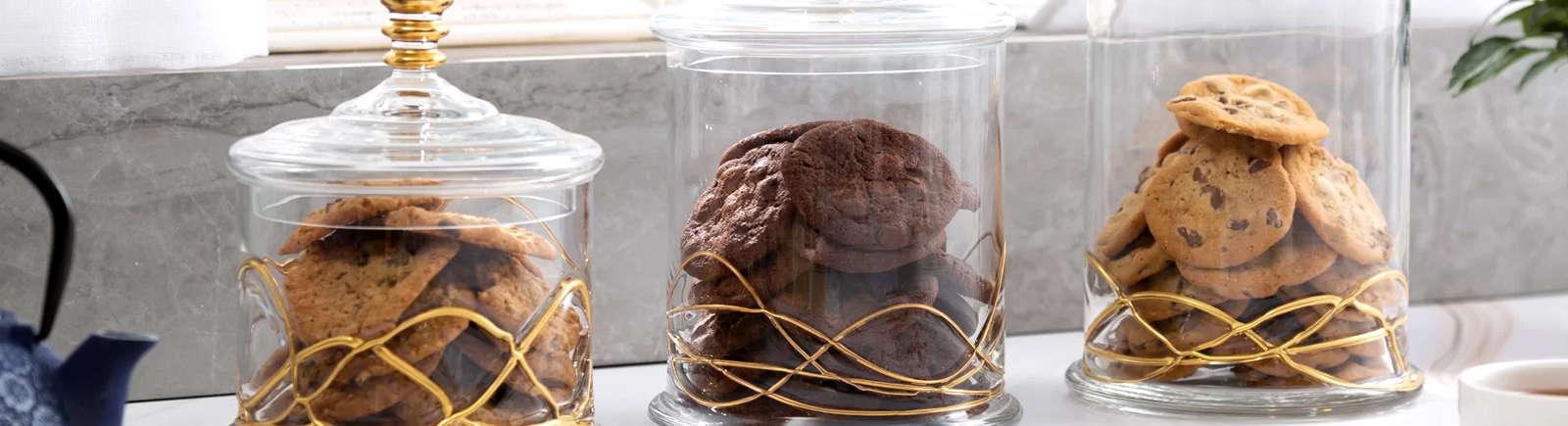 Μπισκοτιέρες