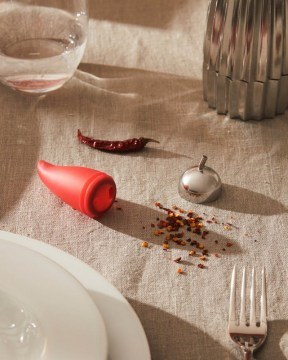 Grinder For Hot Peppers Piccantino JHT02  Red Alessi