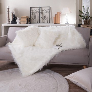 Throw Fur Pelt 35 Ivory Teoran