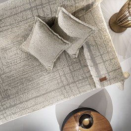 Throw Monte Sand Guy Laroche SAND
