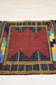 Handmade Carpet Persian Kilim Wool Red-Multi 106X100
