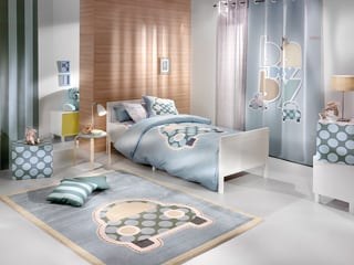 παιδικό δωμάτιο κρεβάτι χαλί φωτιστικά 