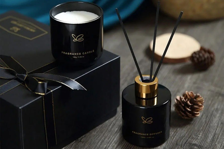 &alpha;&rho;&omega;&mu;&alpha;&tau;&iota;&kappa;ά &kappa;&epsilon;&rho;&iota;ά &alpha;&rho;&omega;&mu;&alpha;&tau;&iota;&kappa;ά &chi;ώ&rho;&omicron;&upsilon; &mu;&epsilon; &sigma;&tau;&iota;&kappa;&sigmaf;