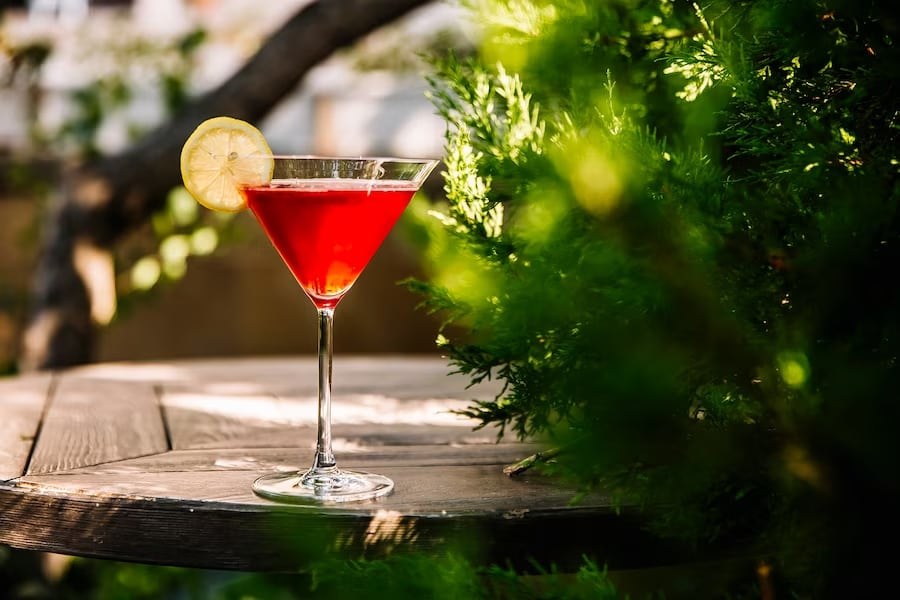 cosmopolitan cocktail