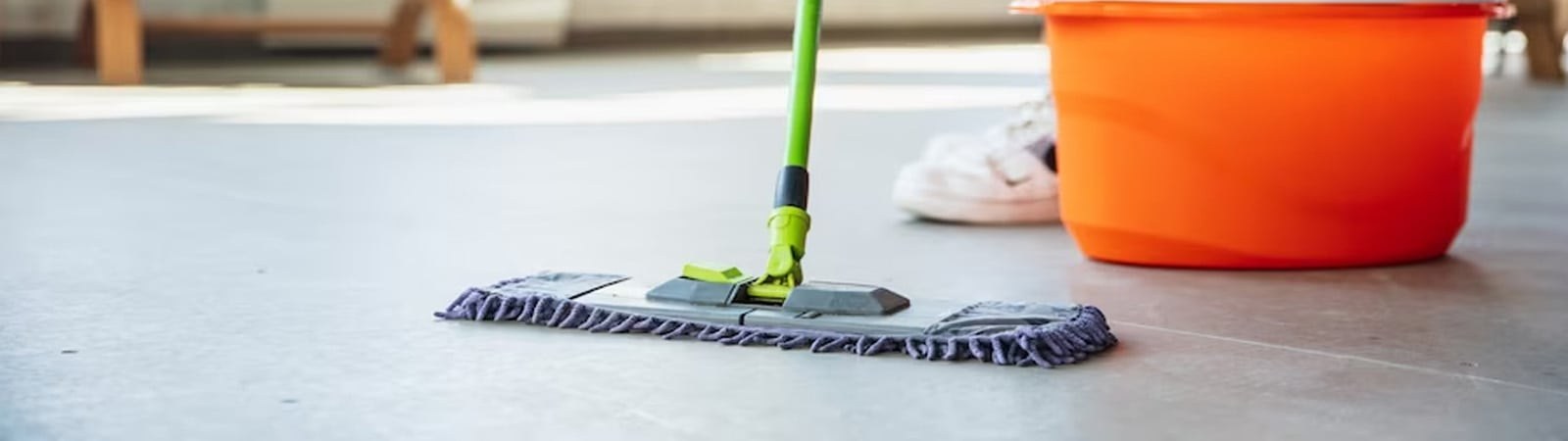 Cleaning guide for laminate floors